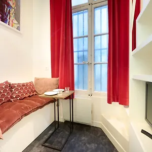 Appartement Amazing 2p - Place Saint Georges/ Martyrs, Paris