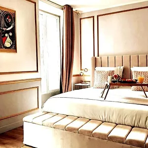 Appartement Da Vinci Montmartre Aircon, Paris